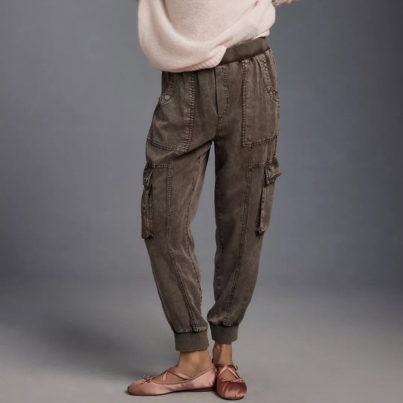Anthropologie Pants - Anthropologie Khaki Joggers with Pink Accents